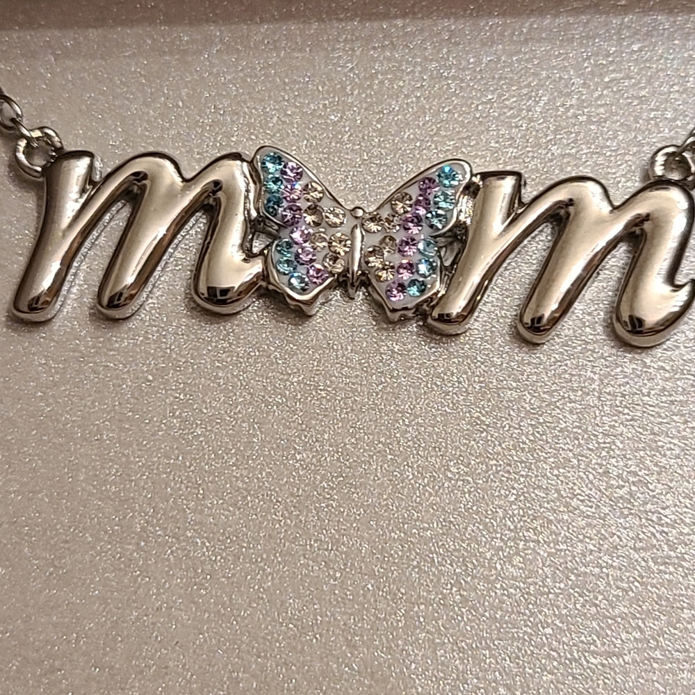 NWT Crystal Collective silver mom necklace